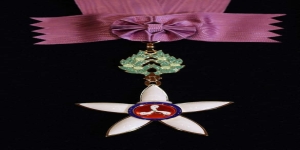 Bunkakunshō 文化勲章 The Order of Japanese Culture 