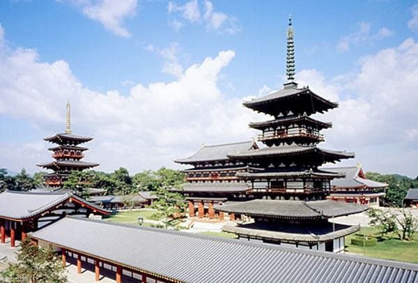 tempio Yakushiji nara